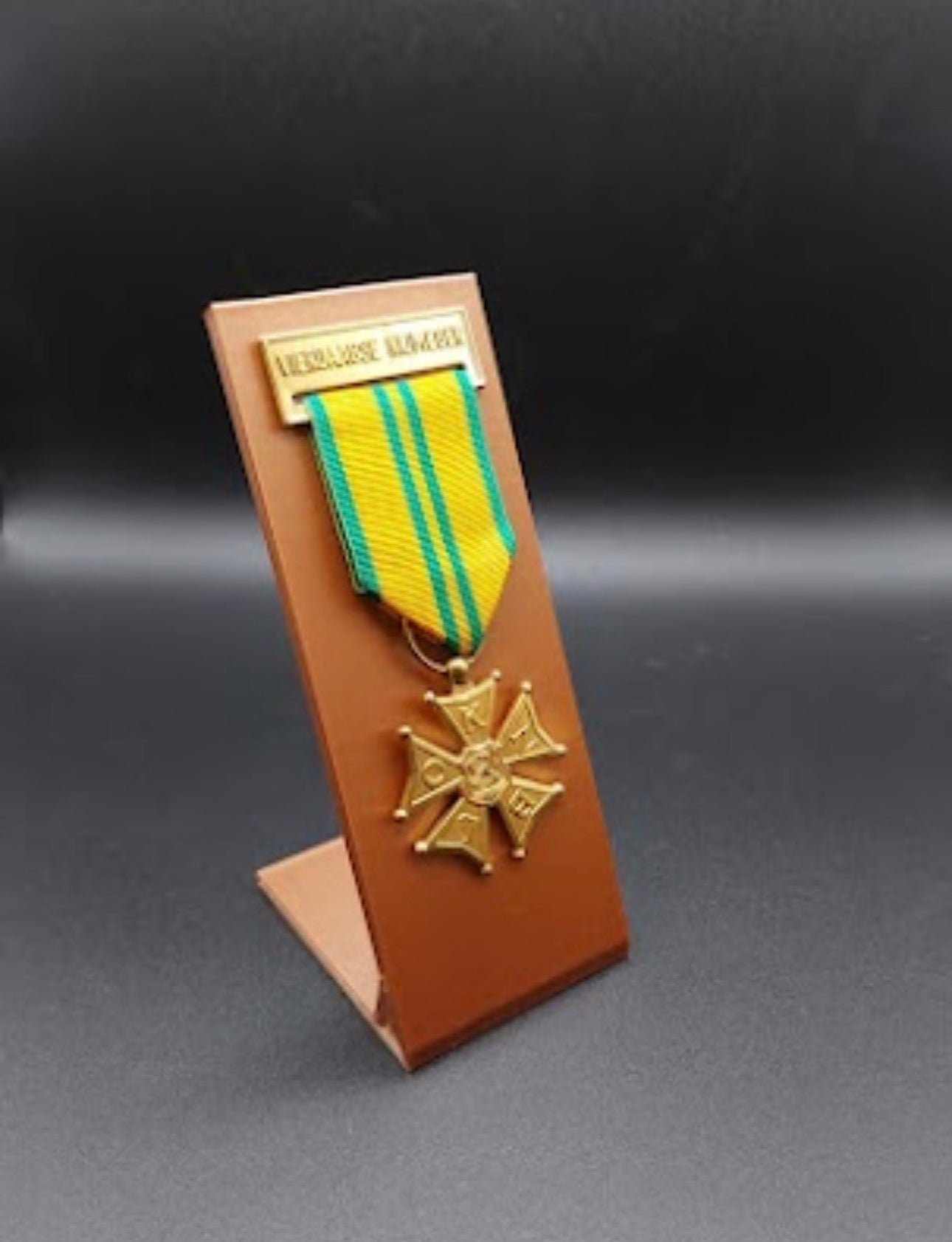 Four day march medal holder