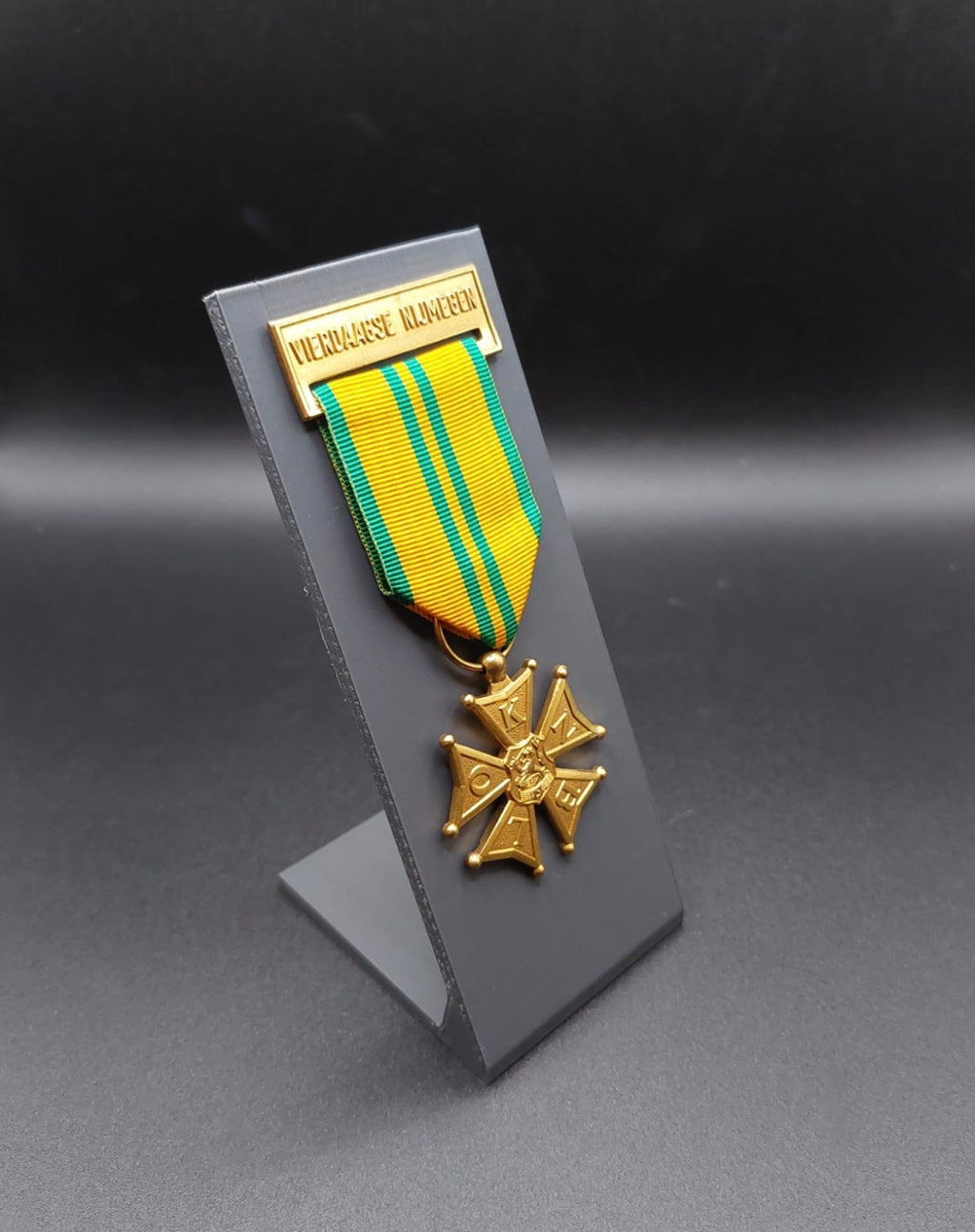 Four day march medal holder